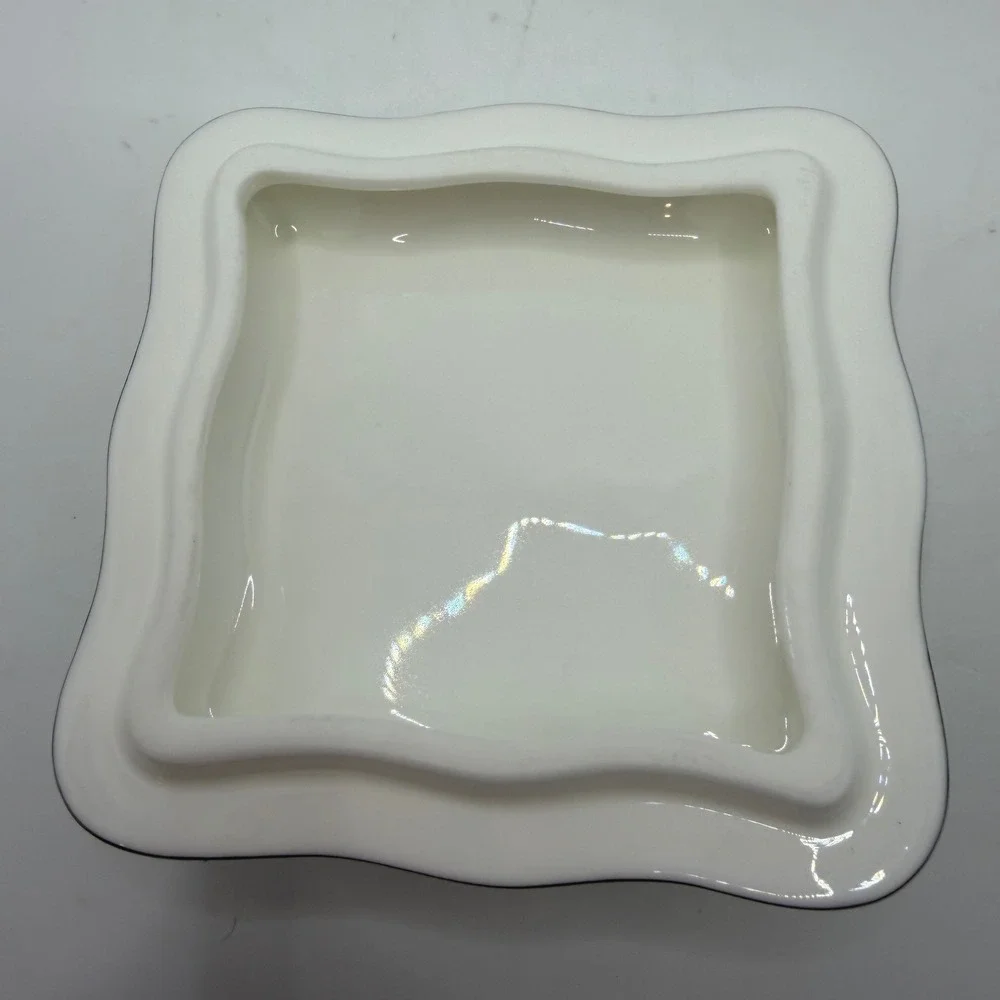 Wedgwood Celestial Platinum Bone China Trinket Ring Bearer Wedding Ring Holder‎